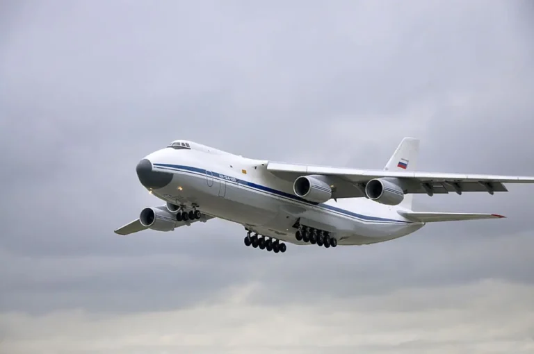 air, кадр 1
